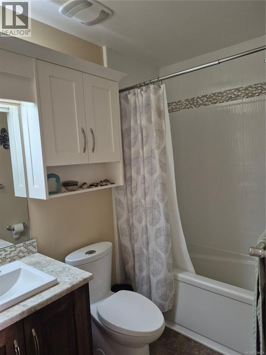 #305 103 Gorge Rd E - 18