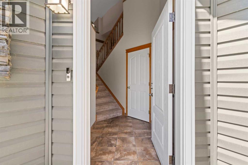 65 Canoe Circle SW - 4