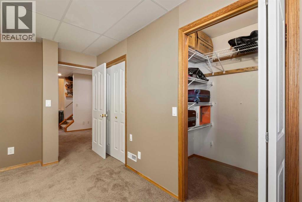 65 Canoe Circle SW - 27
