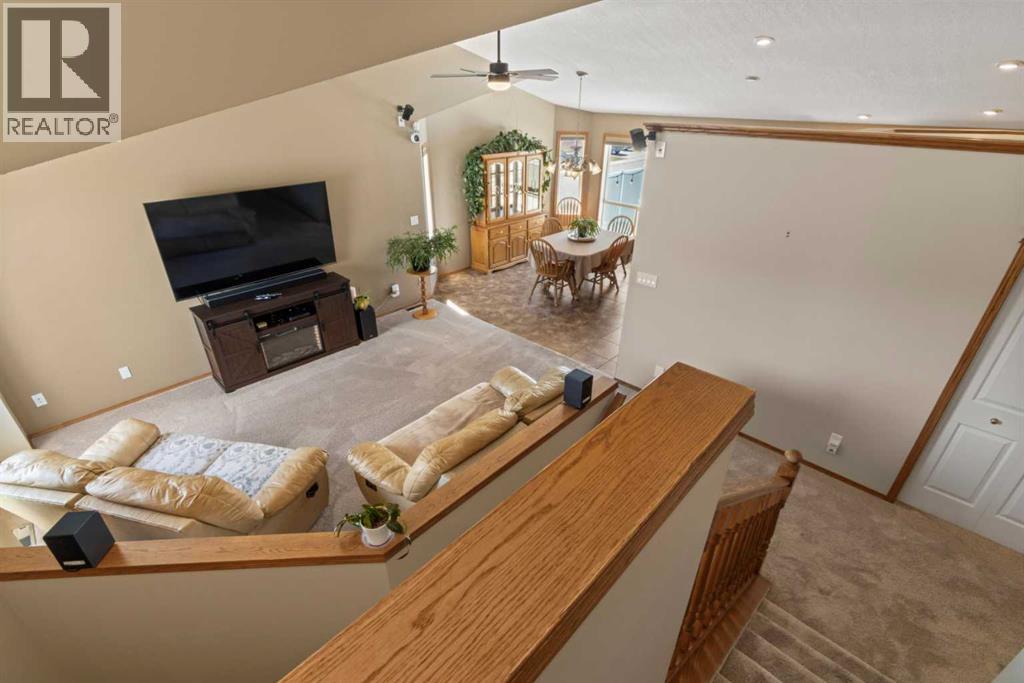 65 Canoe Circle SW - 16