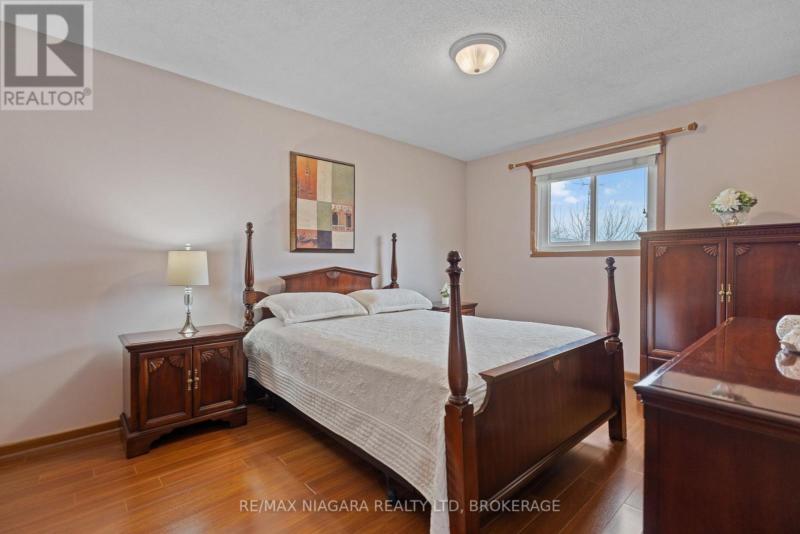 13 CORNWELL CIRCLE - 19