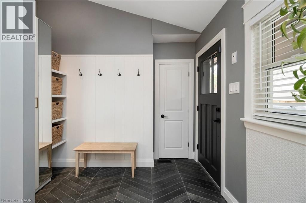 137 YORK Road, Dundas, Ontario, L9H1L9 — Photo 3