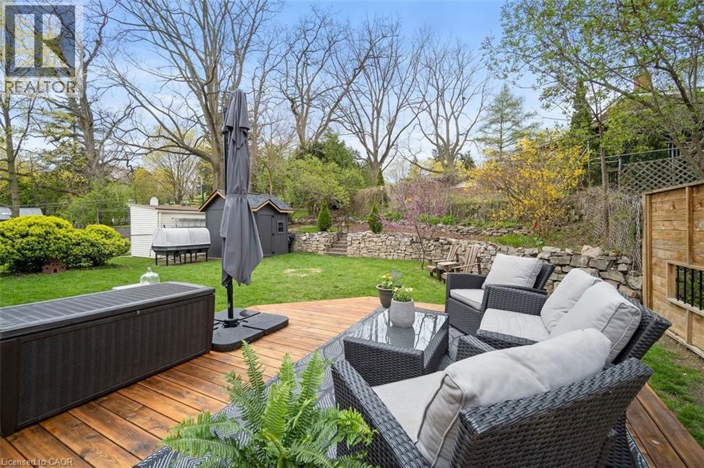 137 YORK Road, Dundas, Ontario, L9H1L9 — Photo 2