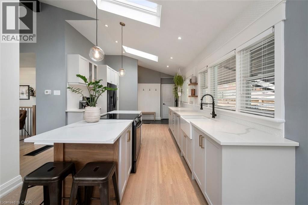 137 YORK Road, Dundas, Ontario, L9H1L9 — Photo 5