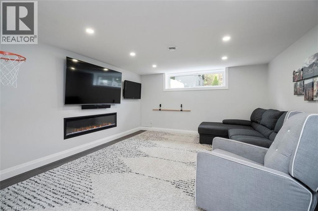 137 YORK Road, Dundas, Ontario, L9H1L9 — Photo 32