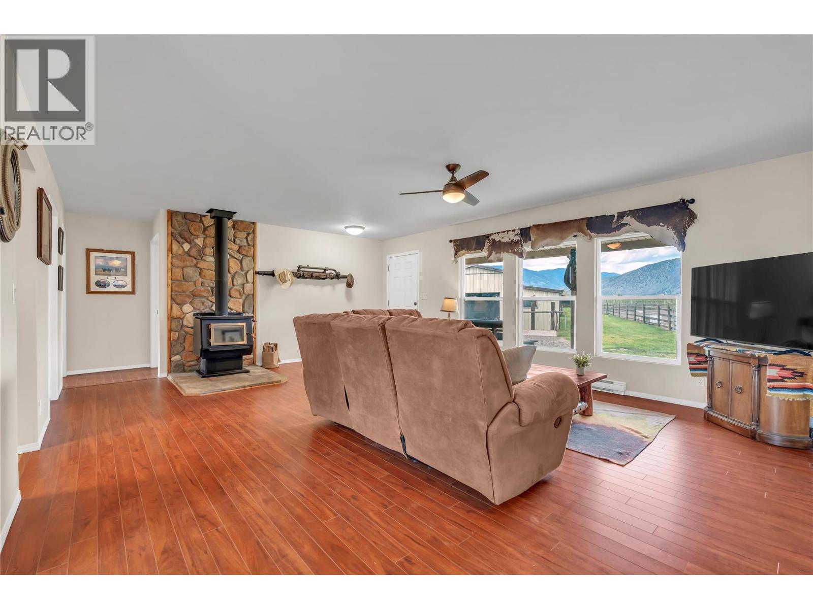1911 Stewart Road - 6