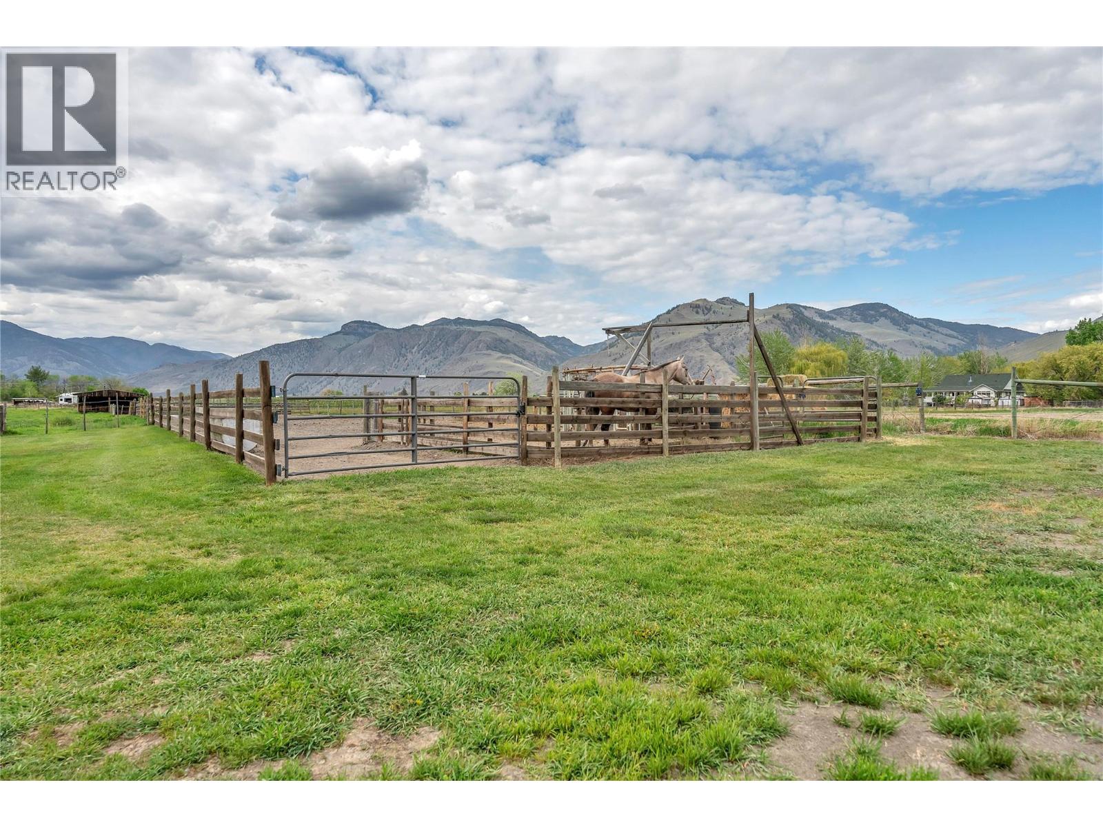 1911 Stewart Road - 33