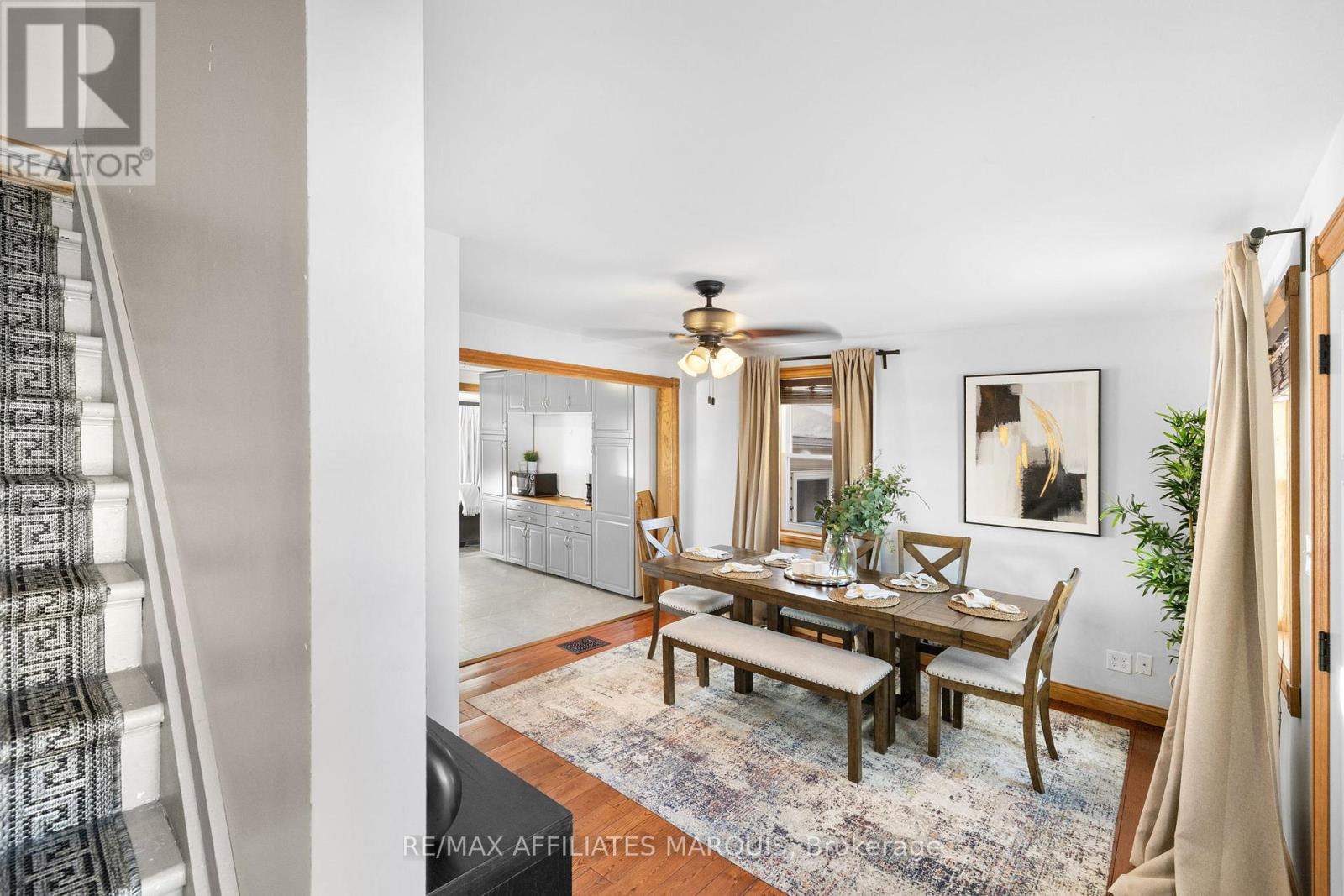 120 QUEEN STREET - 18