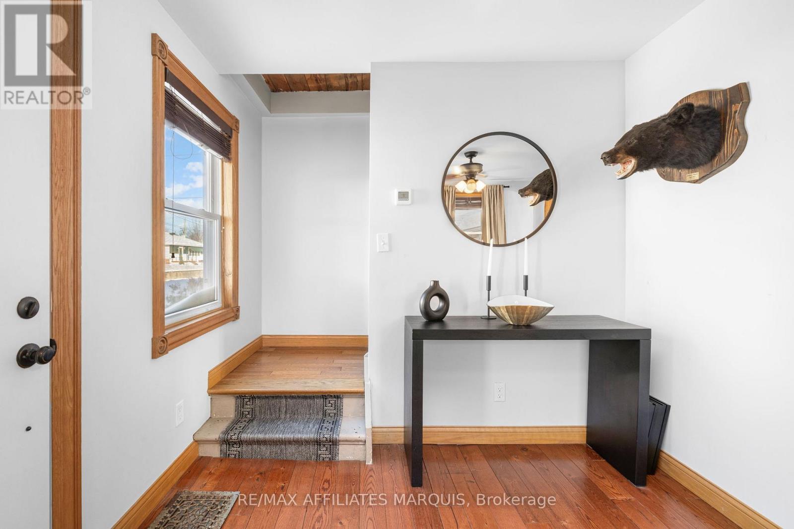 120 QUEEN STREET - 17