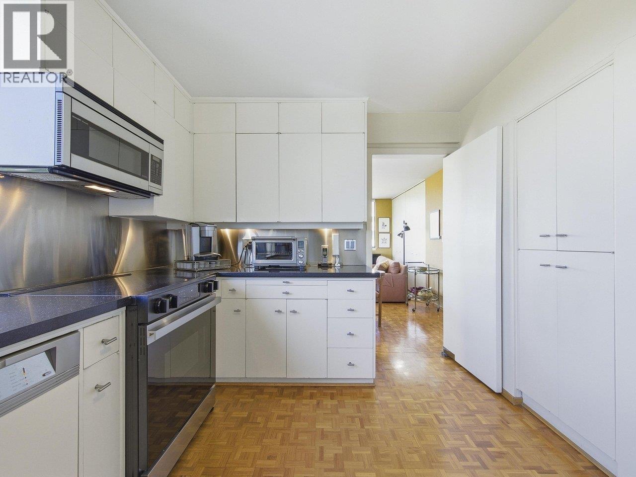 900 1685 W 14TH AVENUE, Vancouver