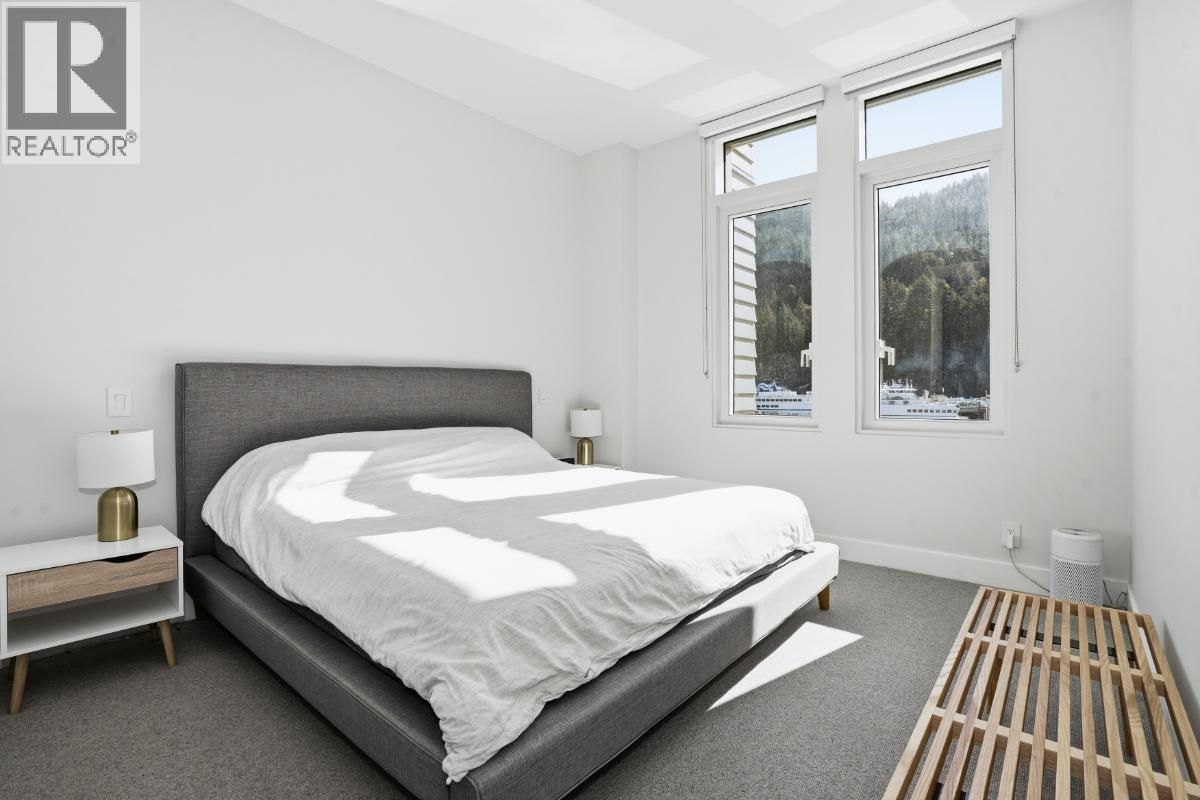 406 6707 NELSON AVENUE, West Vancouver