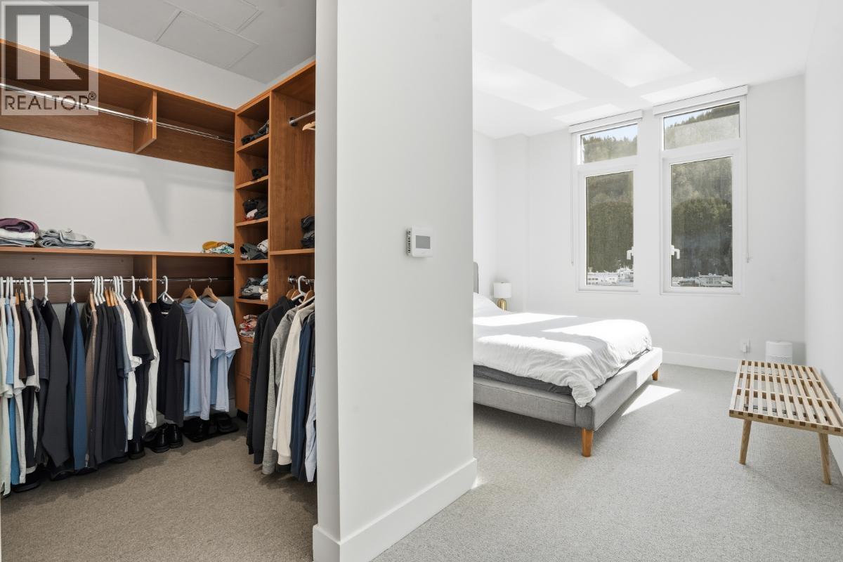406 6707 NELSON AVENUE, West Vancouver