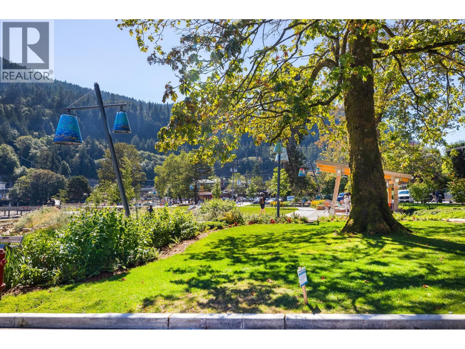 406 6707 NELSON AVENUE, West Vancouver