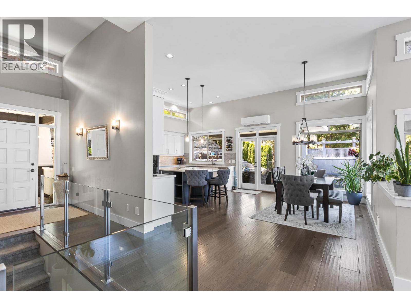 421 Edgemont Court, Kelowna