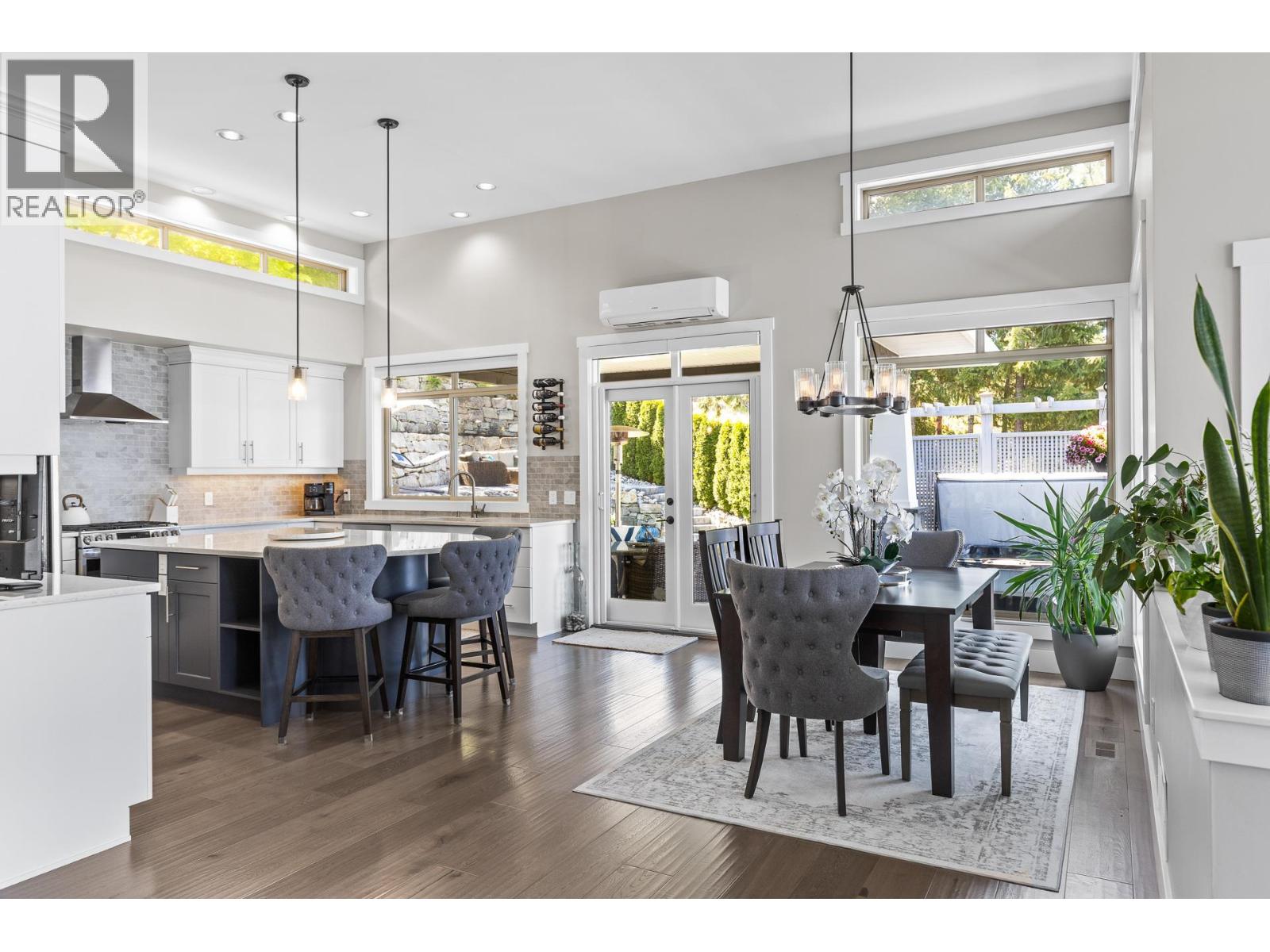 421 Edgemont Court, Kelowna