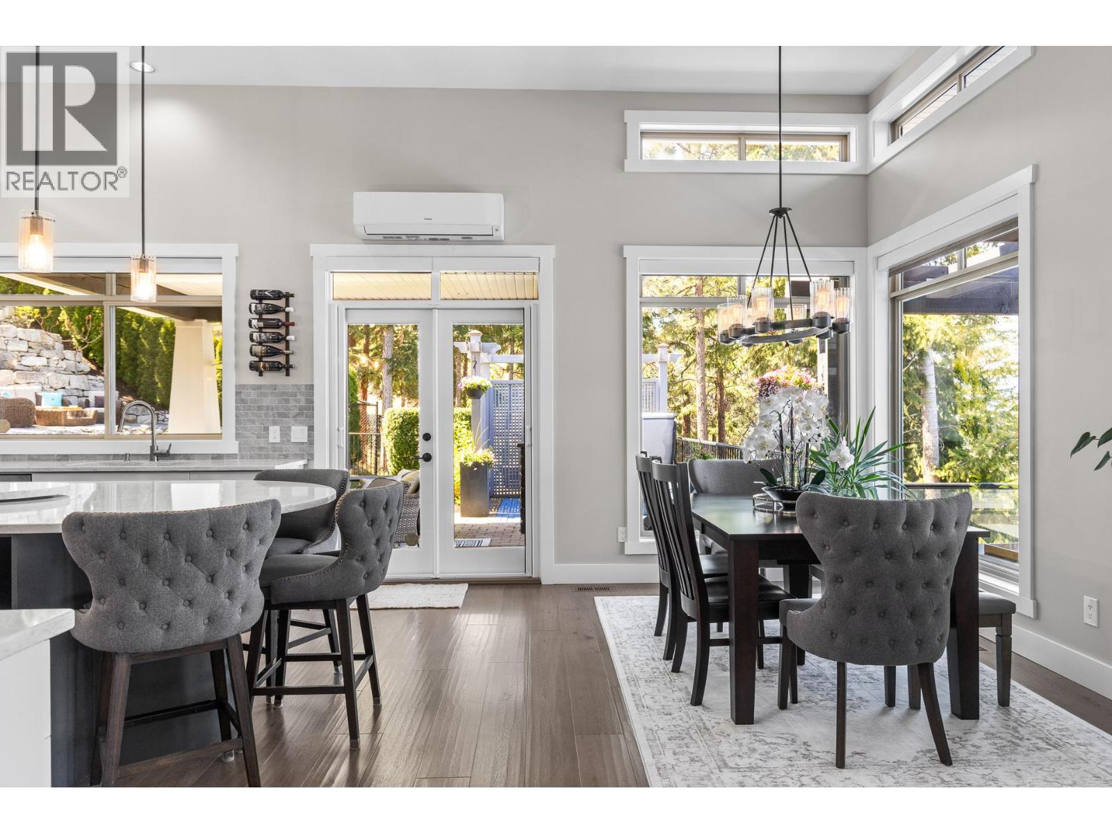 421 Edgemont Court - 23