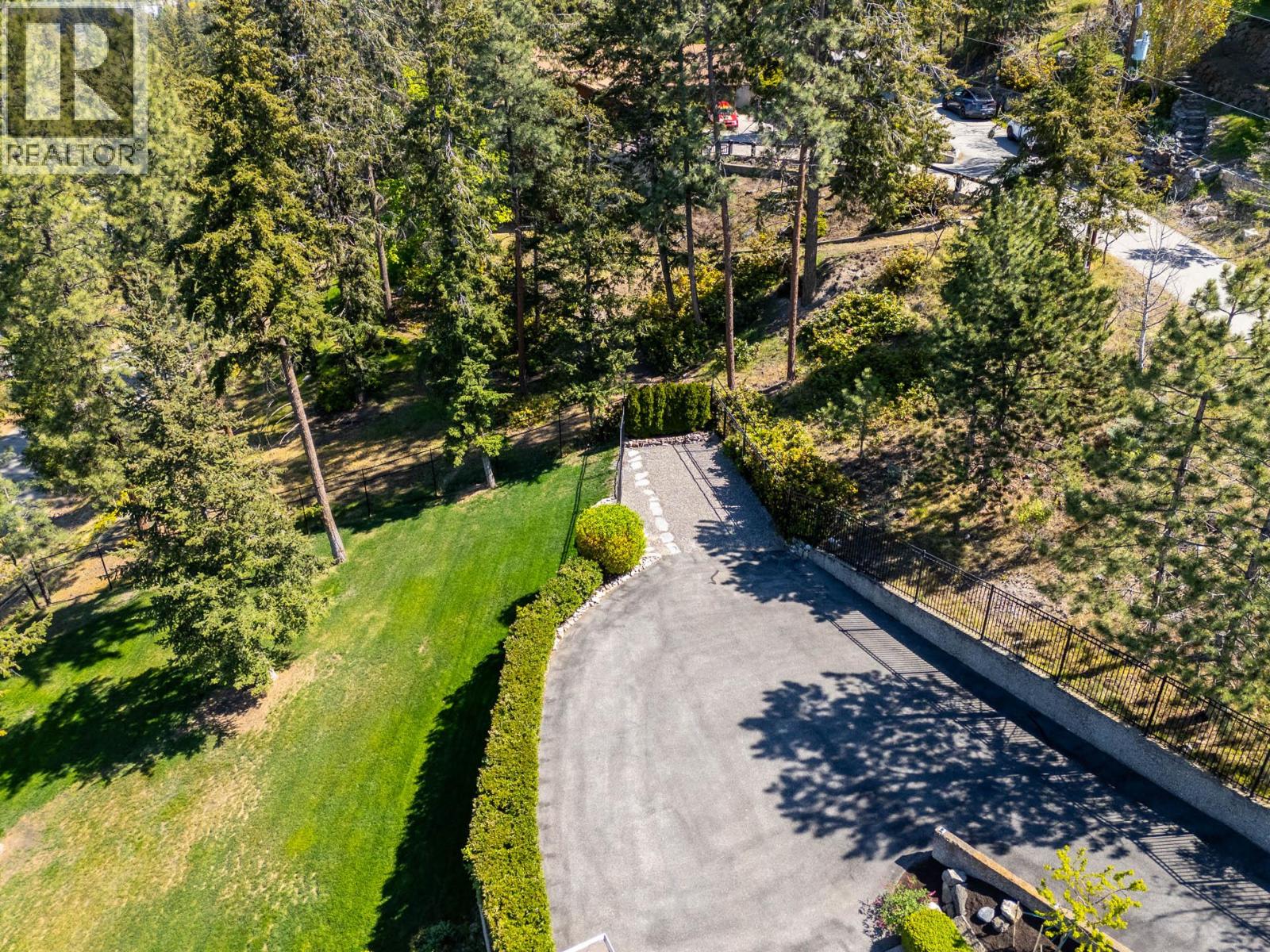 421 Edgemont Court, Kelowna