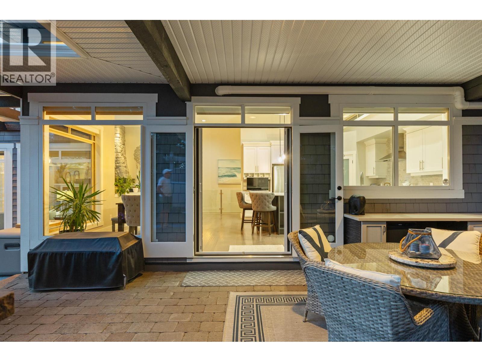 421 Edgemont Court, Kelowna
