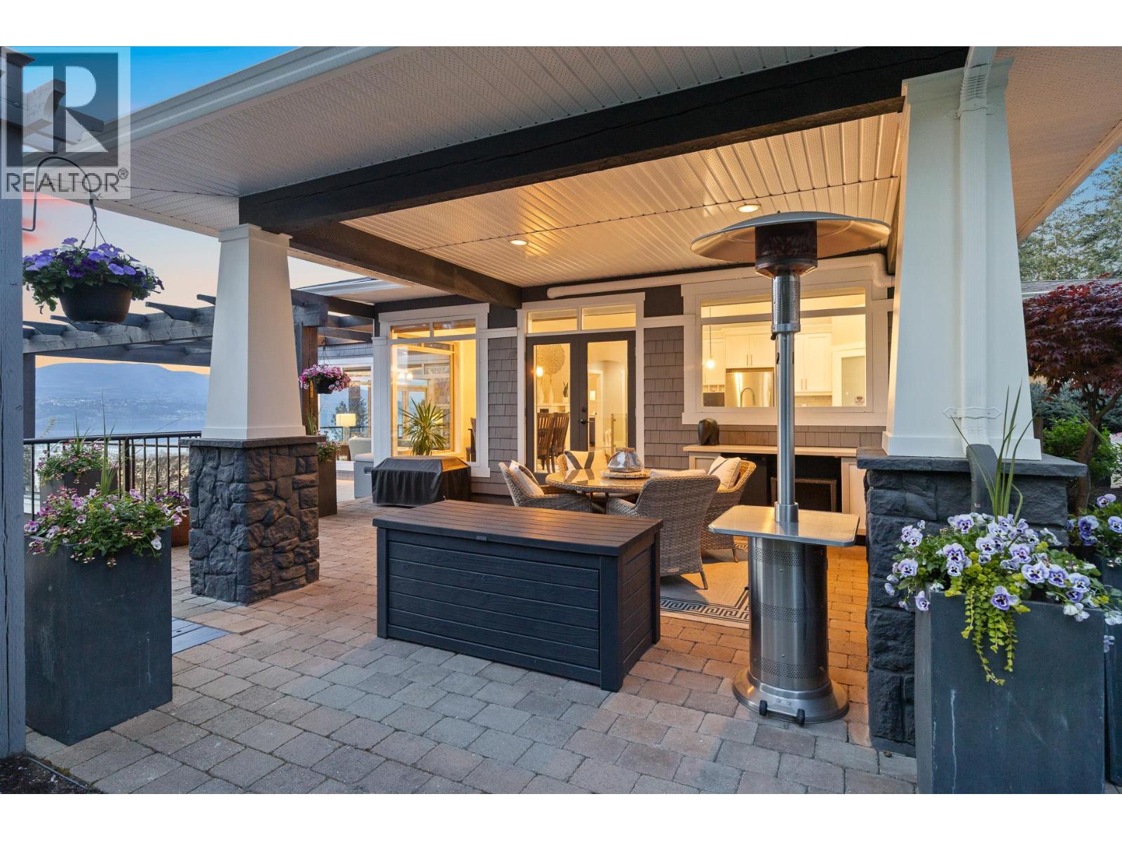 421 Edgemont Court, Kelowna