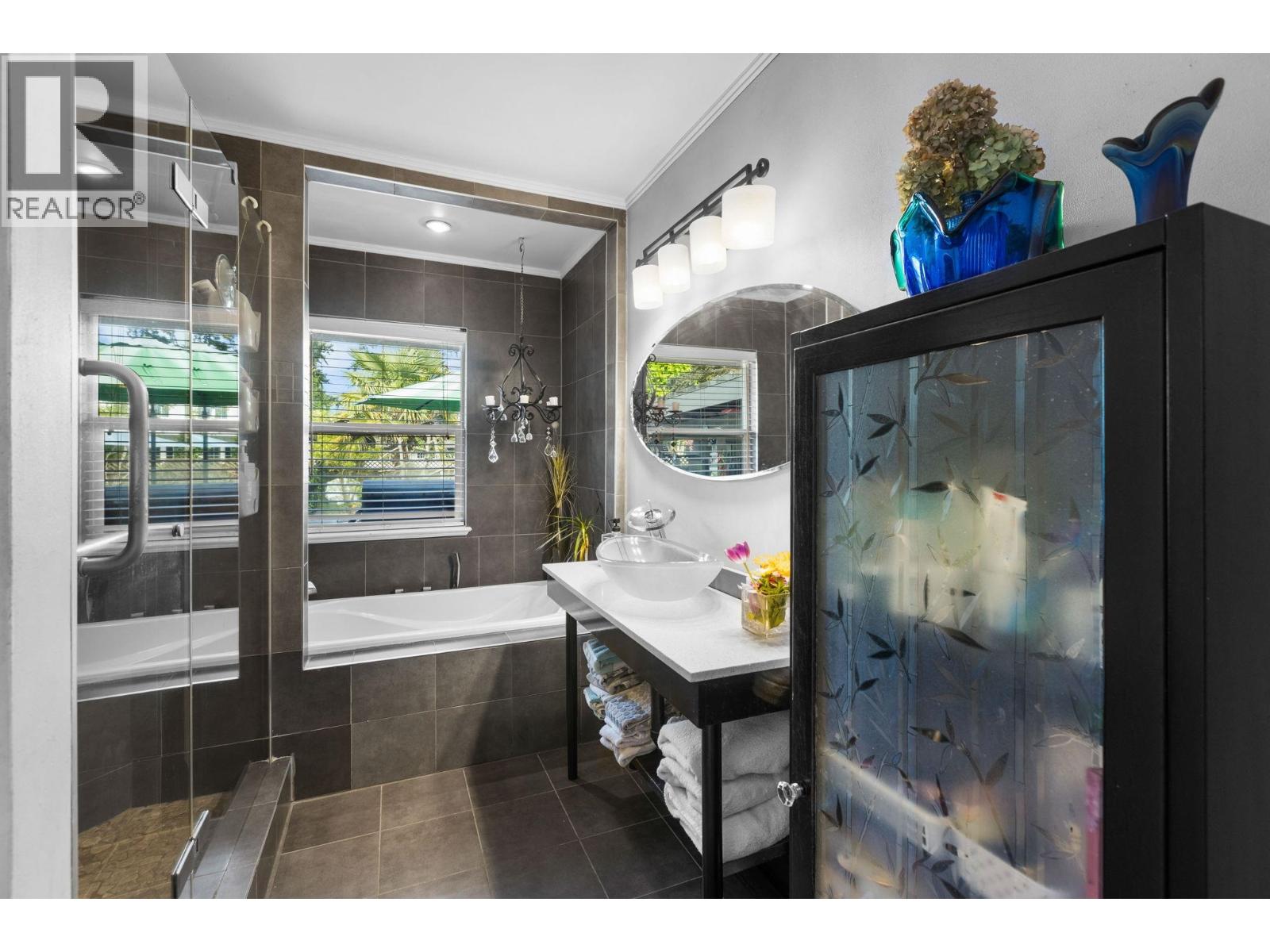 2 Bed, 1 Bath House for Sale in Delta – 177 66 STREET, Delta - Image 13