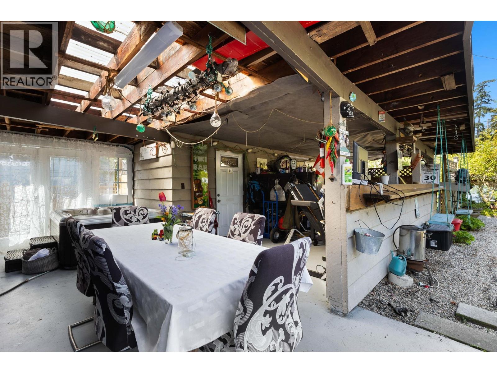2 Bed, 1 Bath House for Sale in Delta – 177 66 STREET, Delta - Image 20