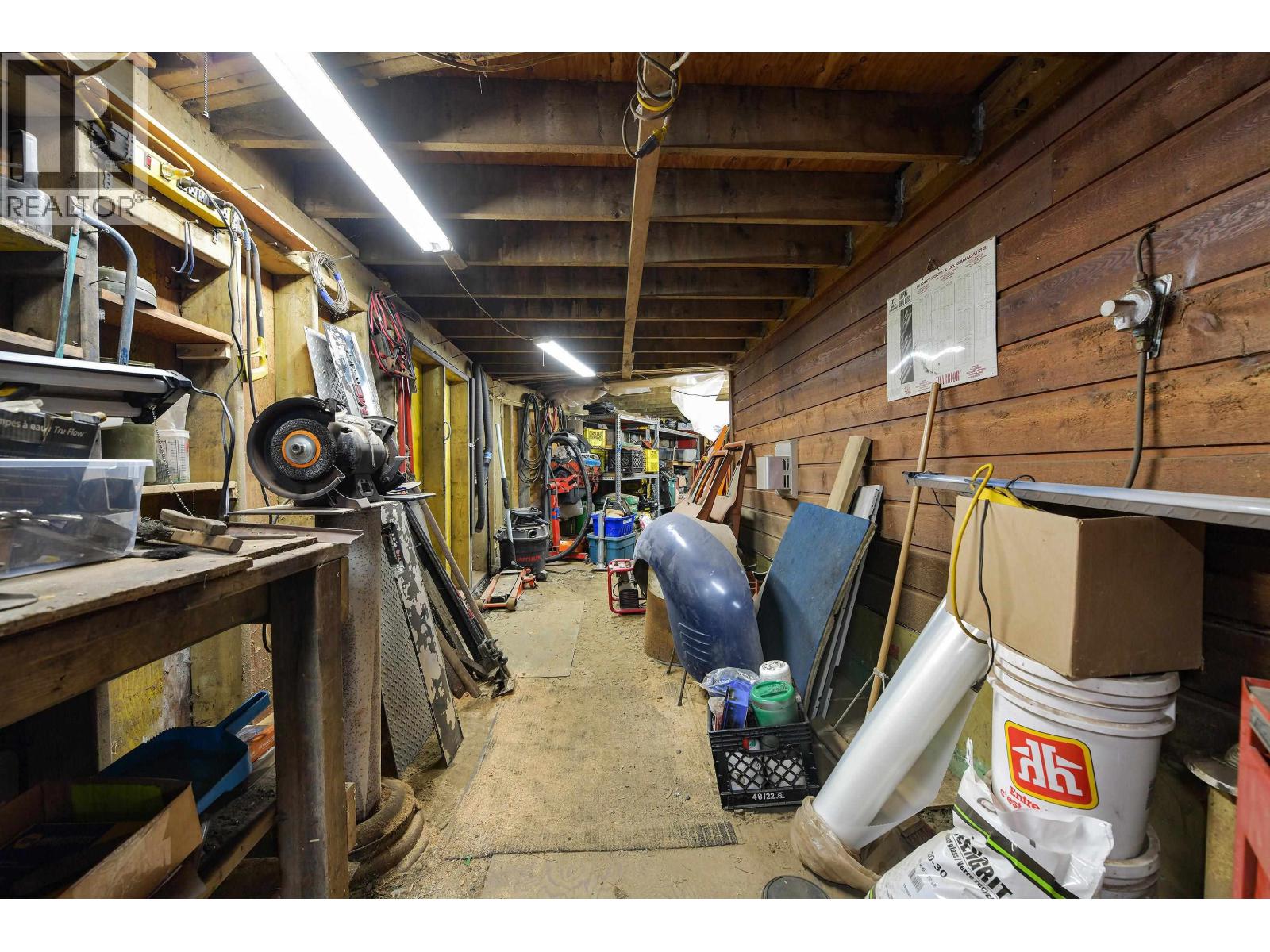 412 WOOD DALE DRIVE, Mayne Island