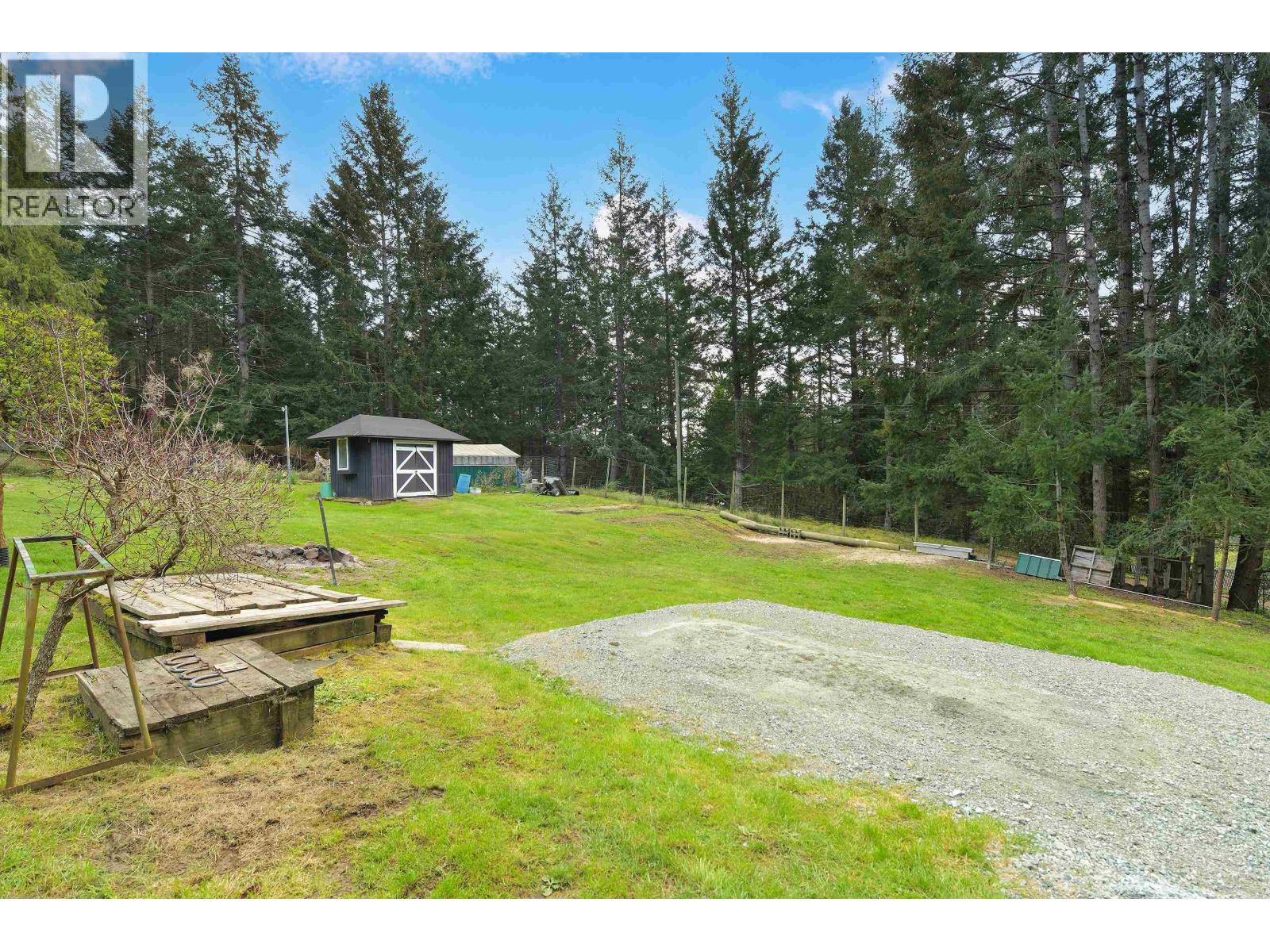 412 WOOD DALE DRIVE, Mayne Island