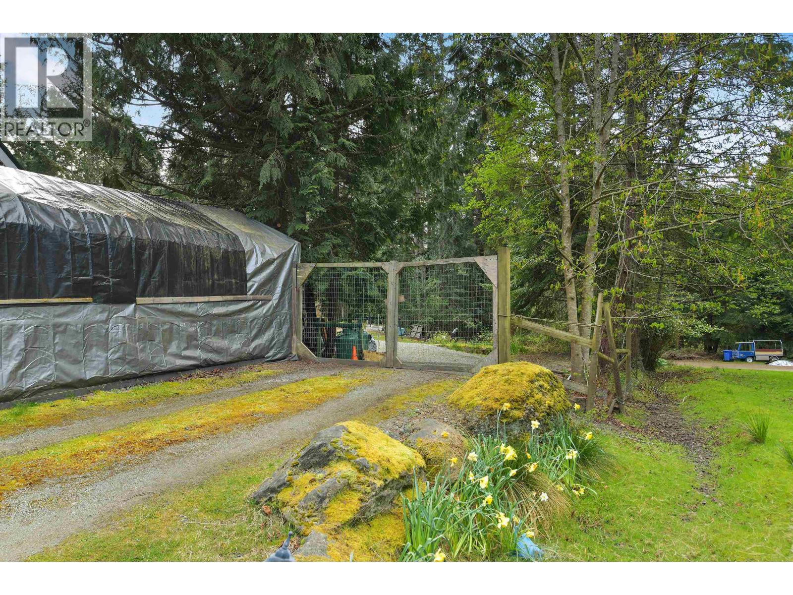 412 WOOD DALE DRIVE, Mayne Island