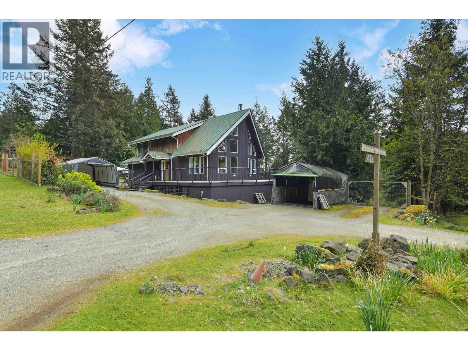 412 WOOD DALE DRIVE, Mayne Island