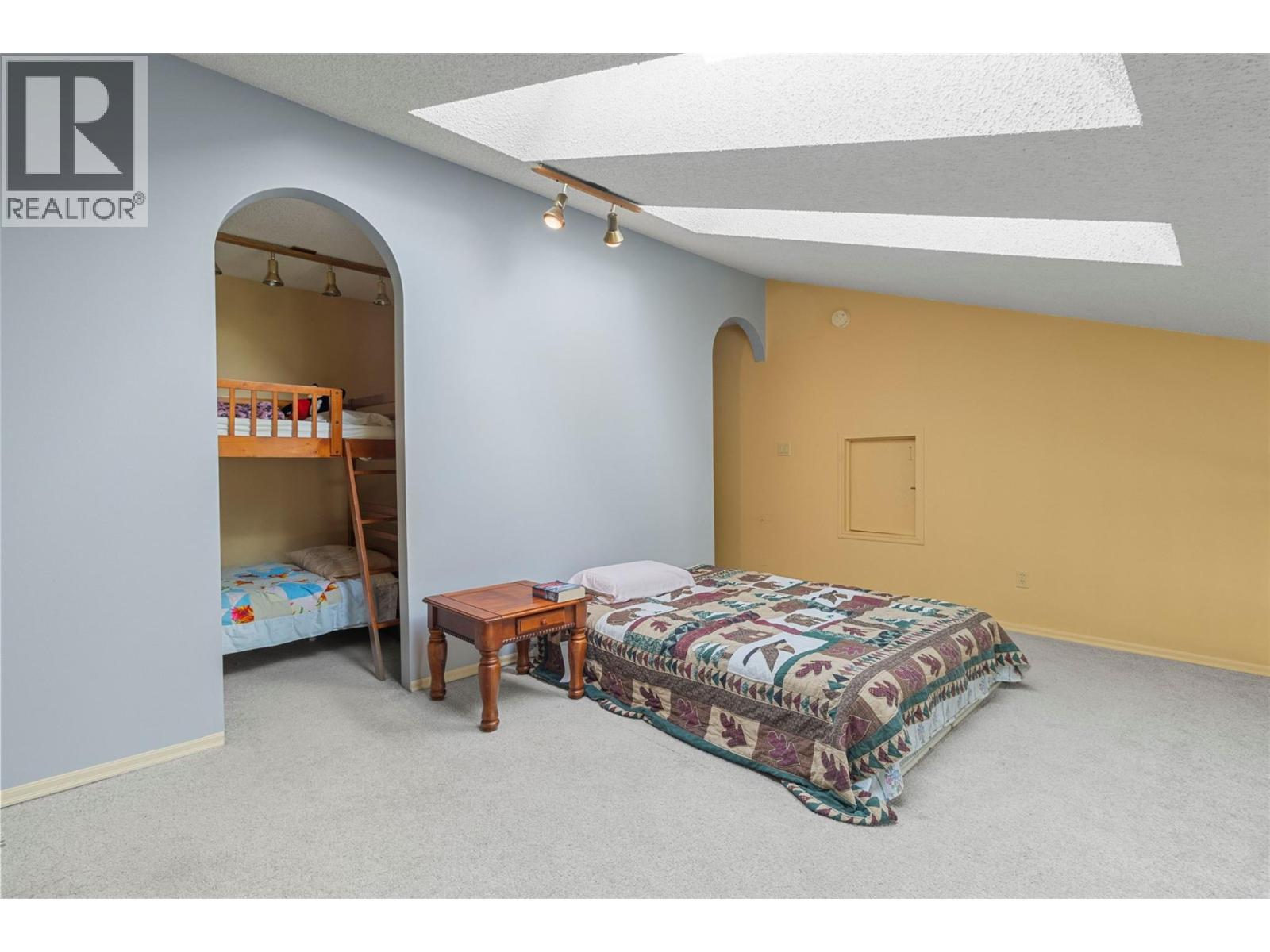 #7 1215 Notch Hill Road - 28