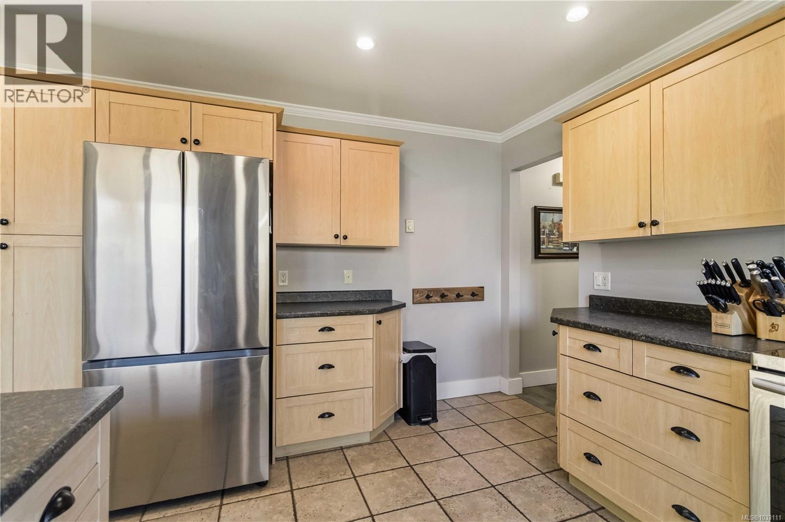 3395 St. Troy Pl - 8