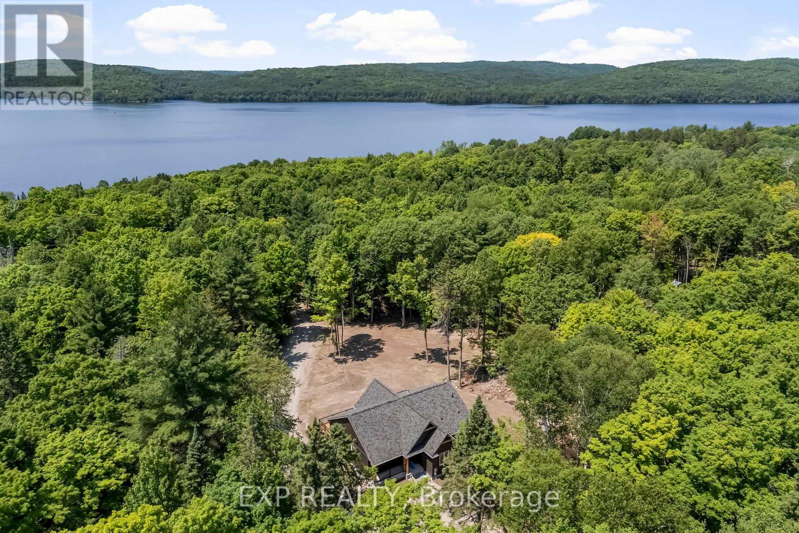 747 LAKEWOODS DRIVE - 5
