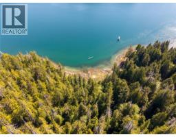 7 Hot Springs Cove, Tofino, BC V0R2Z0 Photo 8