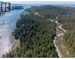 7 Hot Springs Cove, Tofino, BC V0R2Z0 Photo 25