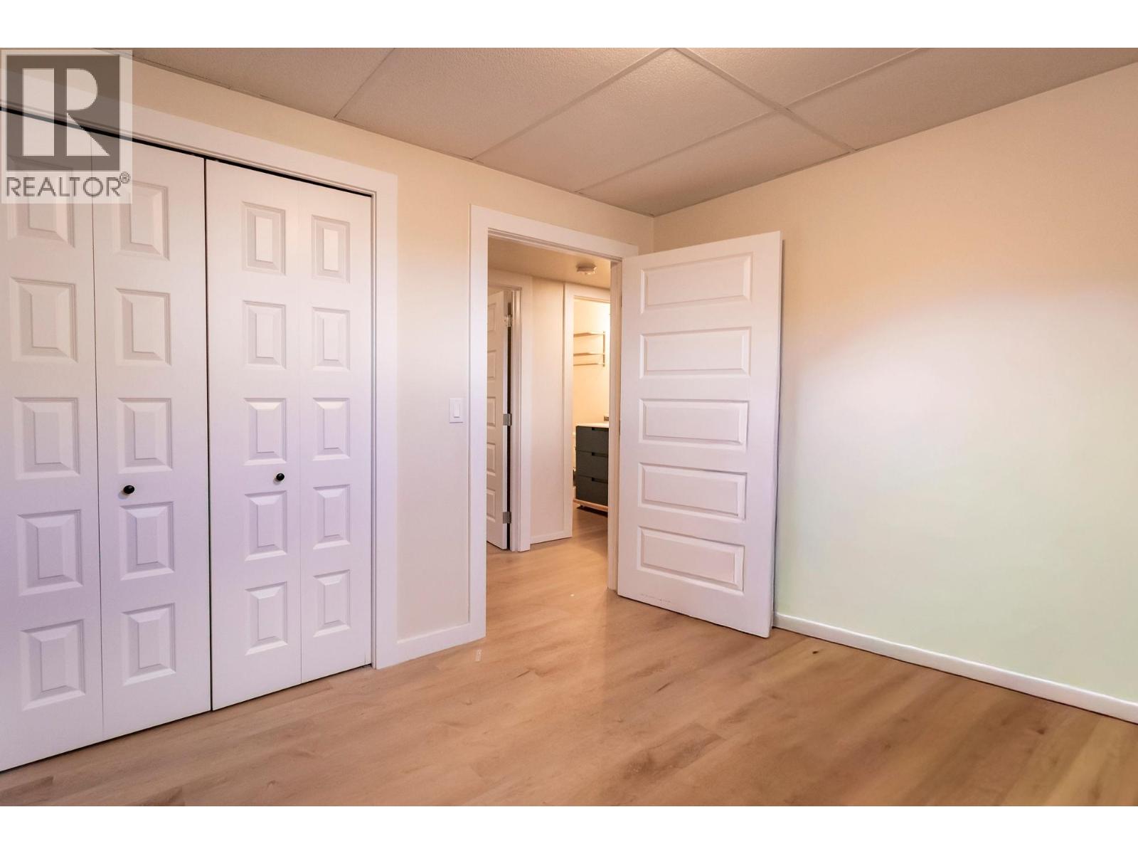 8908 112 AVENUE - 33