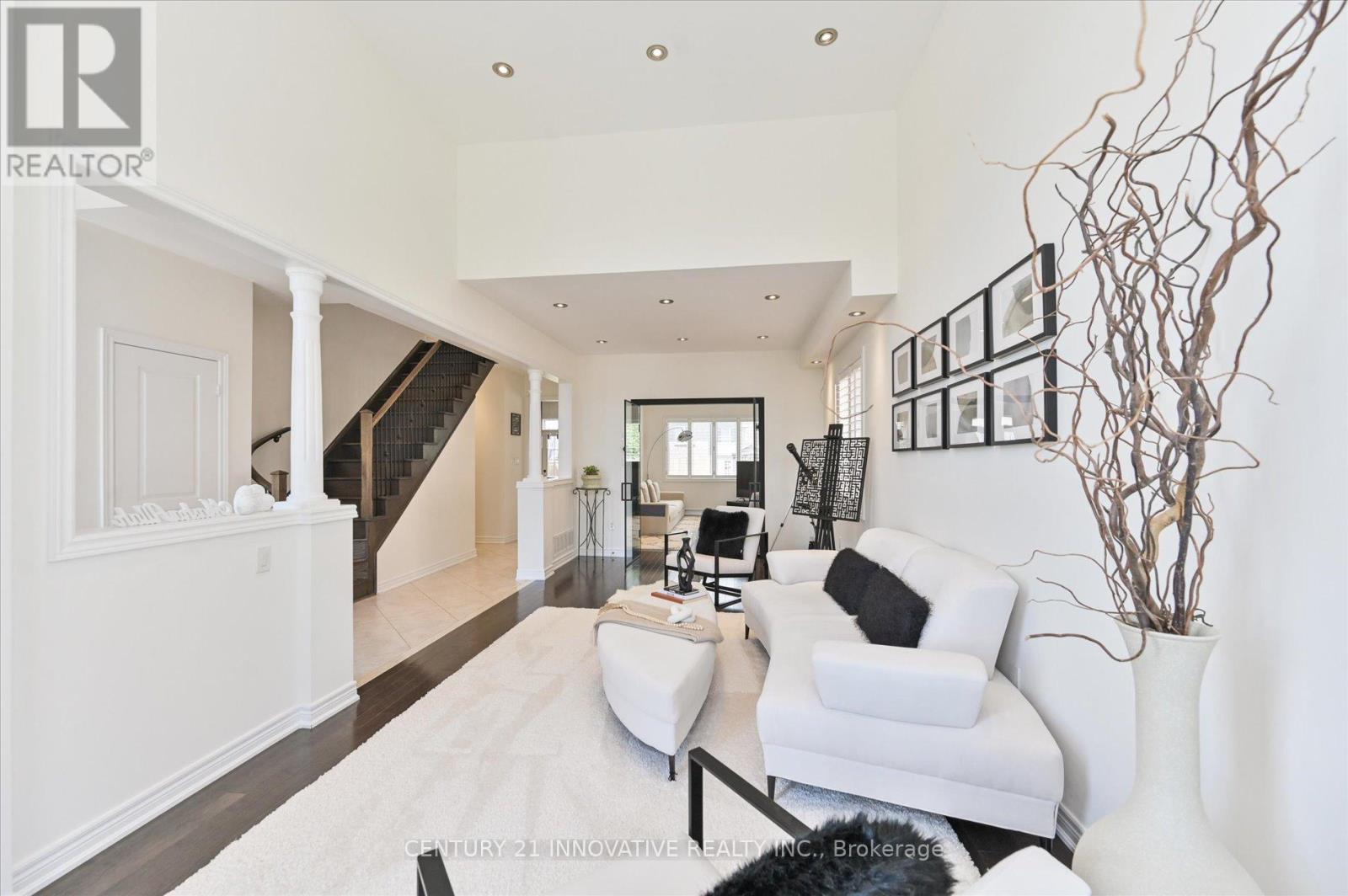 92 RIVERWALK DRIVE - 7