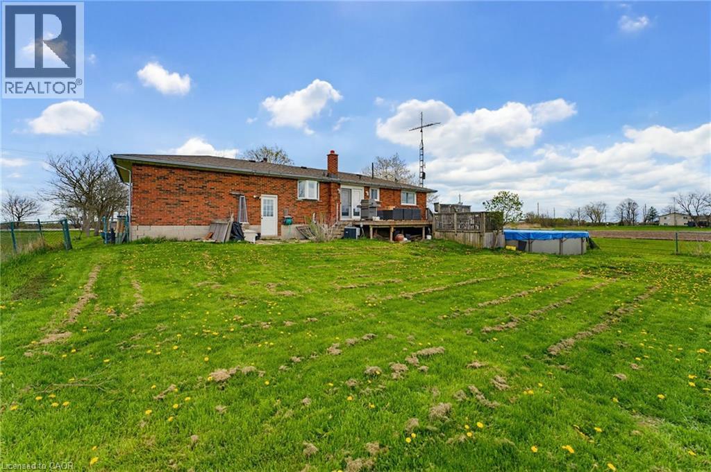 516 MUD Street E - 38