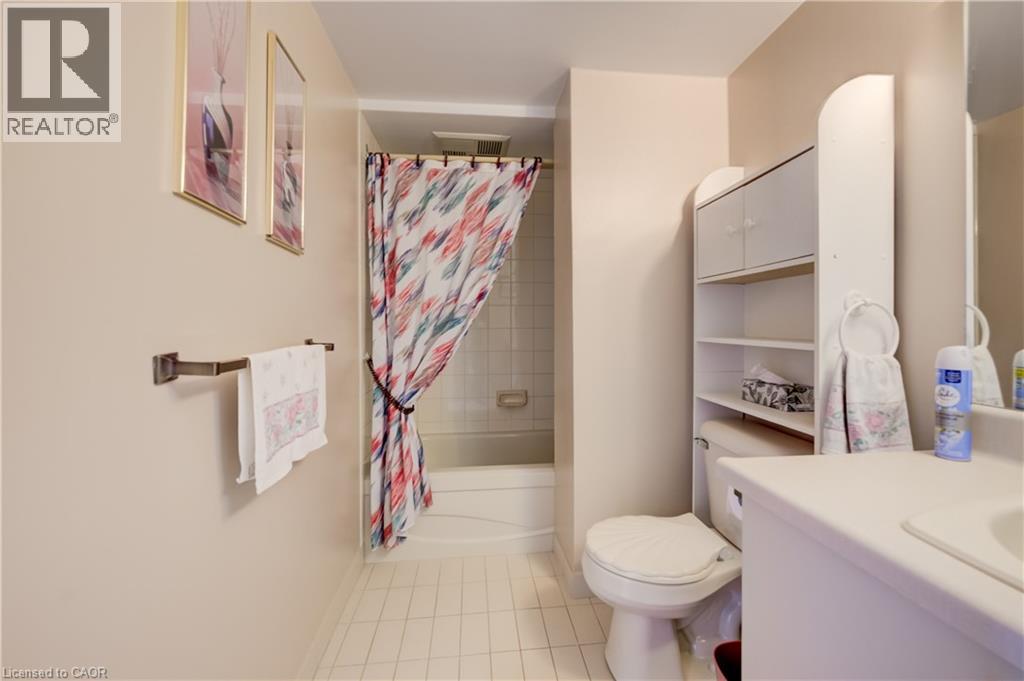 150 QUEEN Street S Unit# 405, Kitchener, Ontario, N2G4T7 — Photo 25