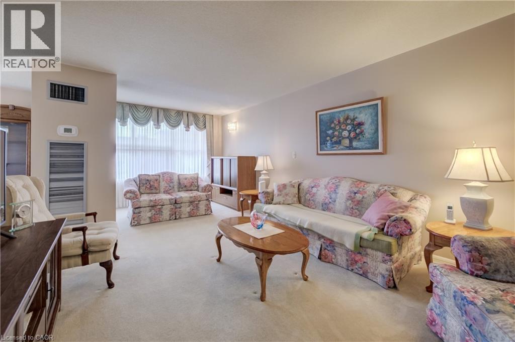 #405 150 QUEEN Street S - 9