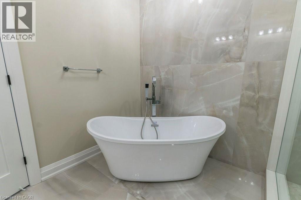 1105 MAIN Street E, Cambridge, Ontario, N1R5S7 — Photo 39