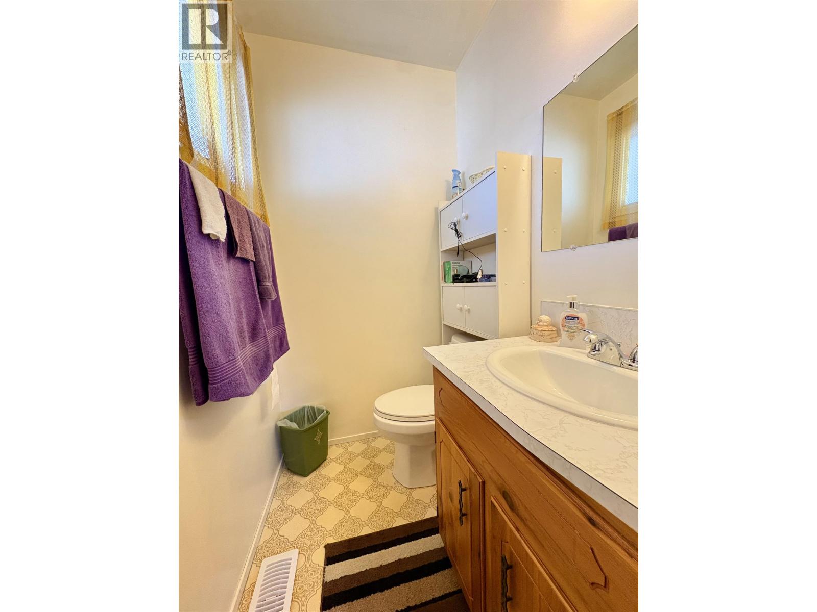 Photo 12 of 22 — 242 EXPLORER CRESCENT · Prince George, BC