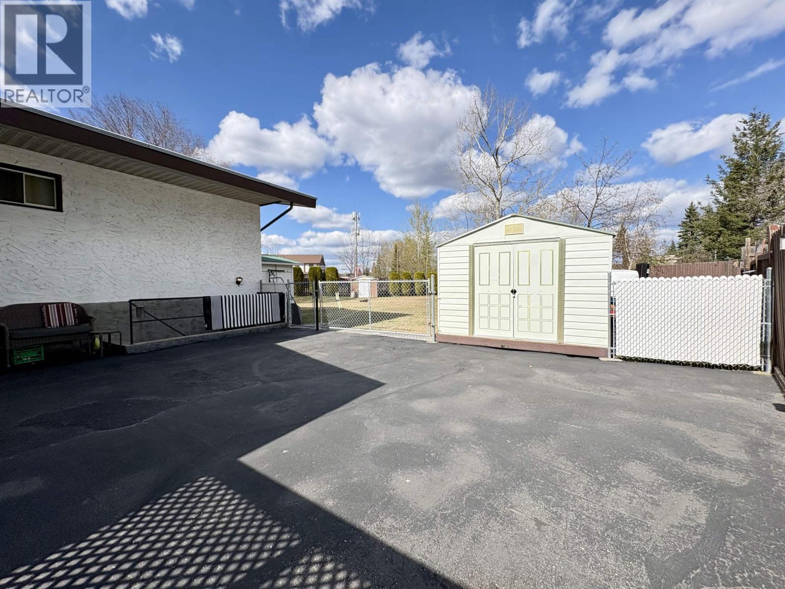 242 EXPLORER CRESCENT - 18