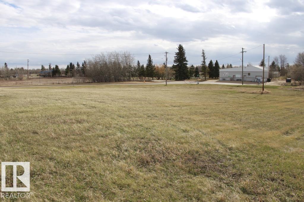 5620 55 AV, Tofield