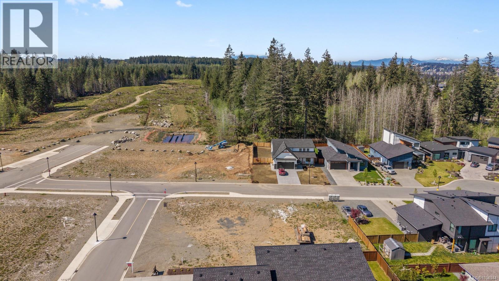 804 Salal St - 17