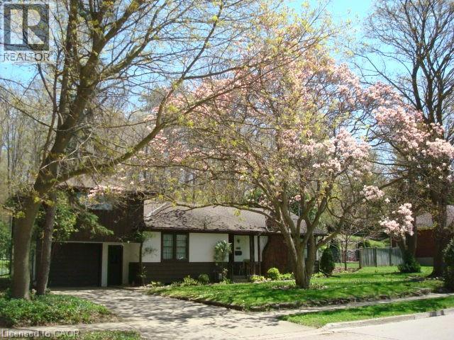 135 GLENFOREST Road - 3