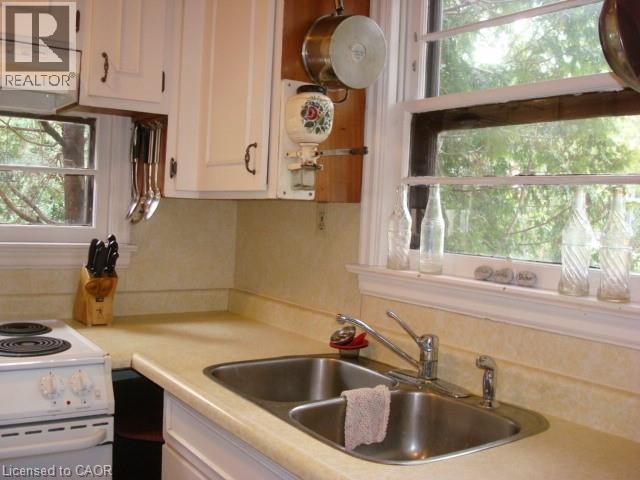 135 GLENFOREST Road - 20