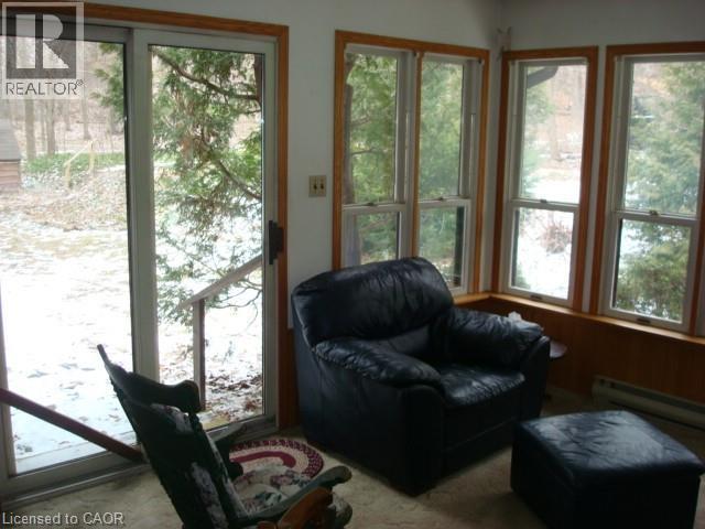 135 GLENFOREST Road - 32