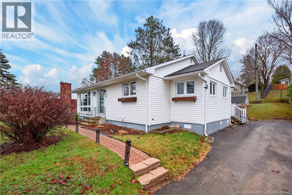 18 Birchcroft Drive - 2