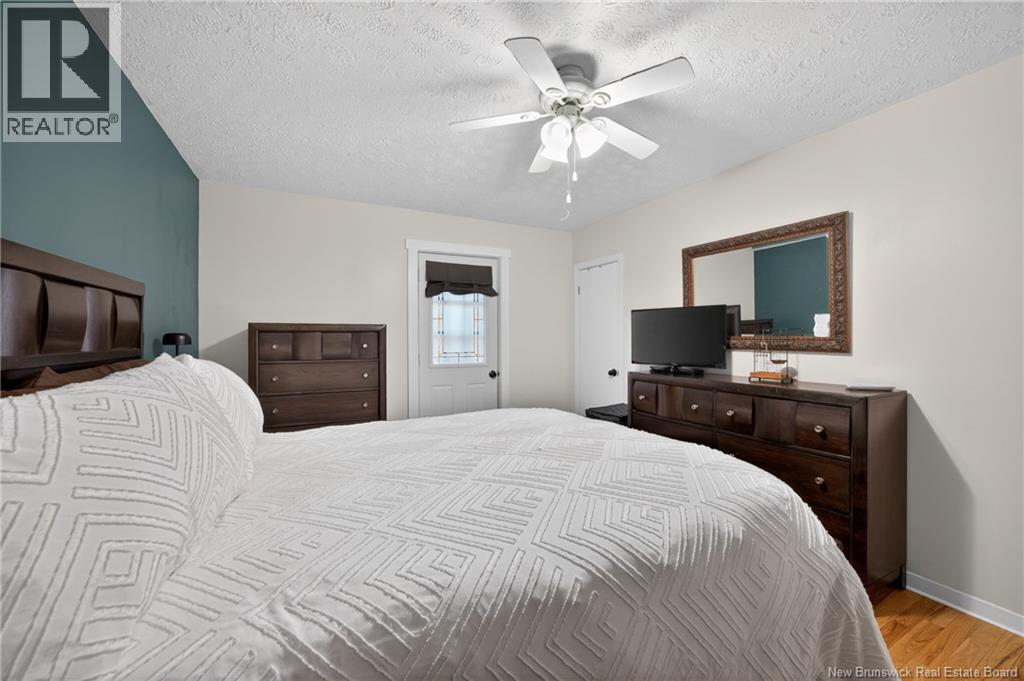 18 Birchcroft Drive - 21
