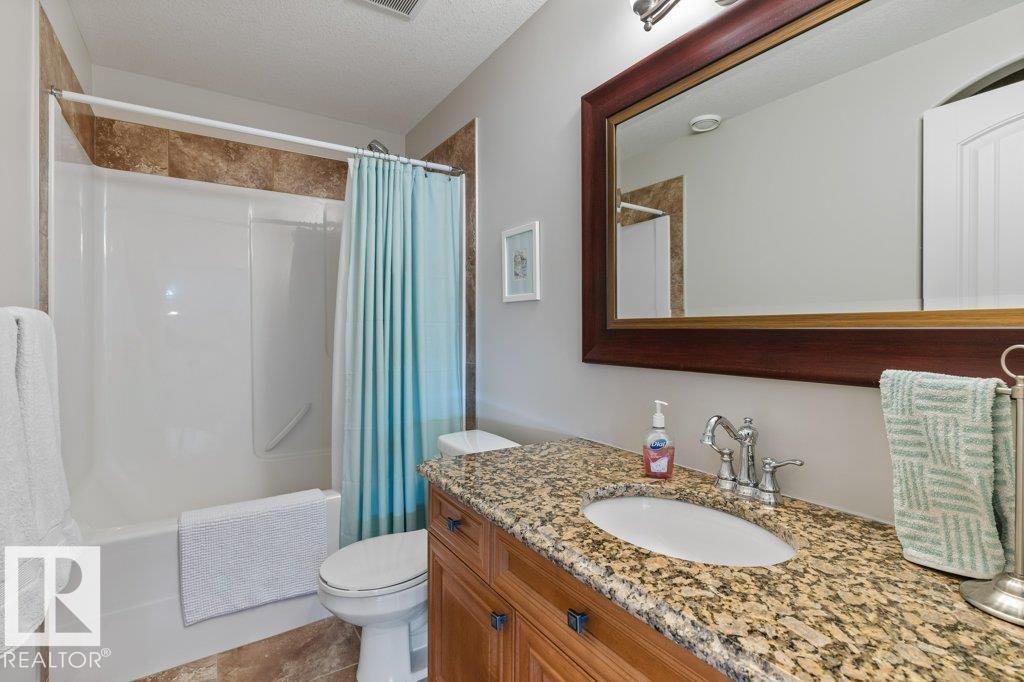 36 KINGSMOOR CL, St. Albert